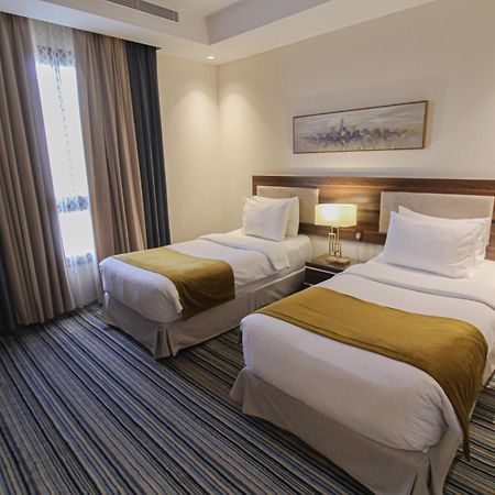 Friesian Hotel Suites Jeddah Exterior photo