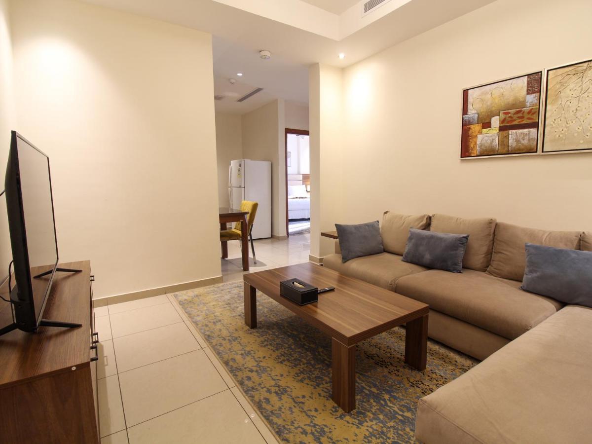 Friesian Hotel Suites Jeddah Exterior photo