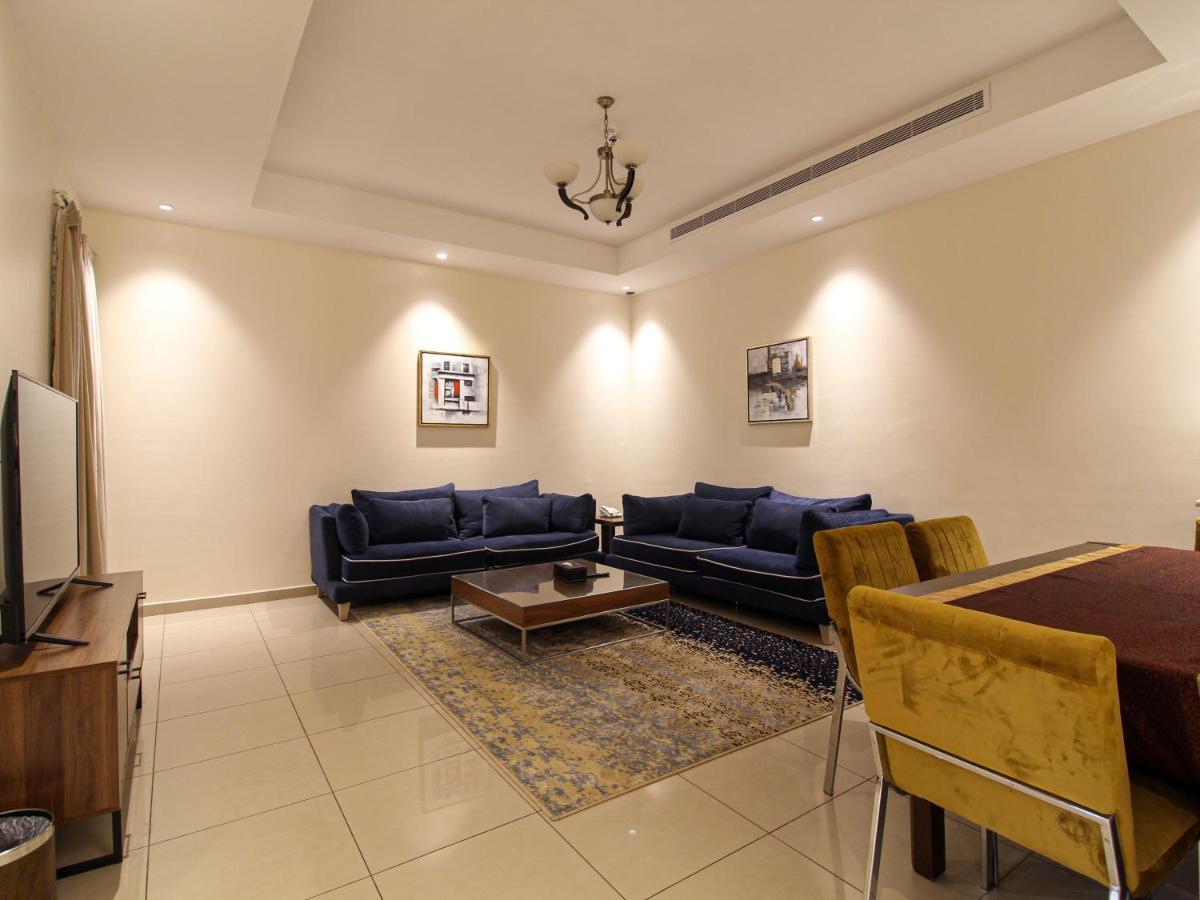 Friesian Hotel Suites Jeddah Exterior photo