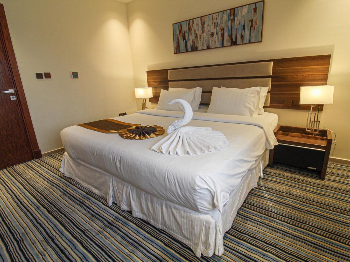 Friesian Hotel Suites Jeddah Exterior photo