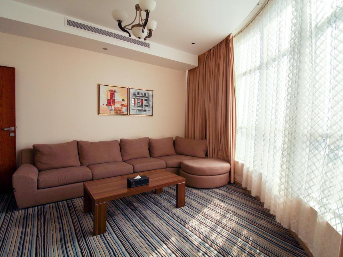 Friesian Hotel Suites Jeddah Exterior photo