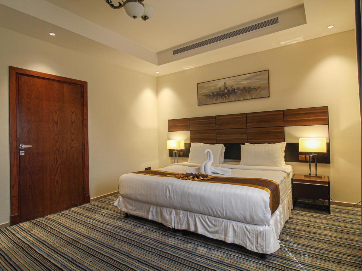 Friesian Hotel Suites Jeddah Exterior photo