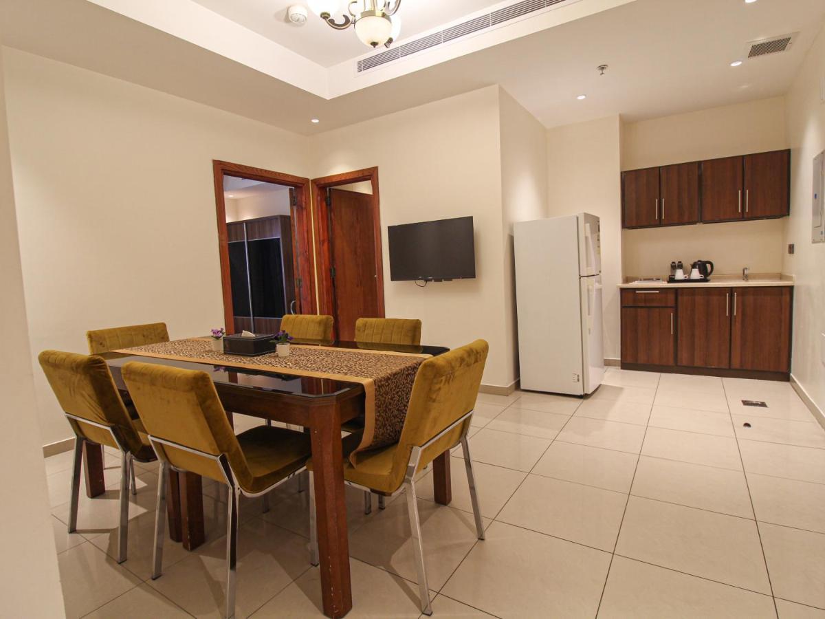 Friesian Hotel Suites Jeddah Exterior photo
