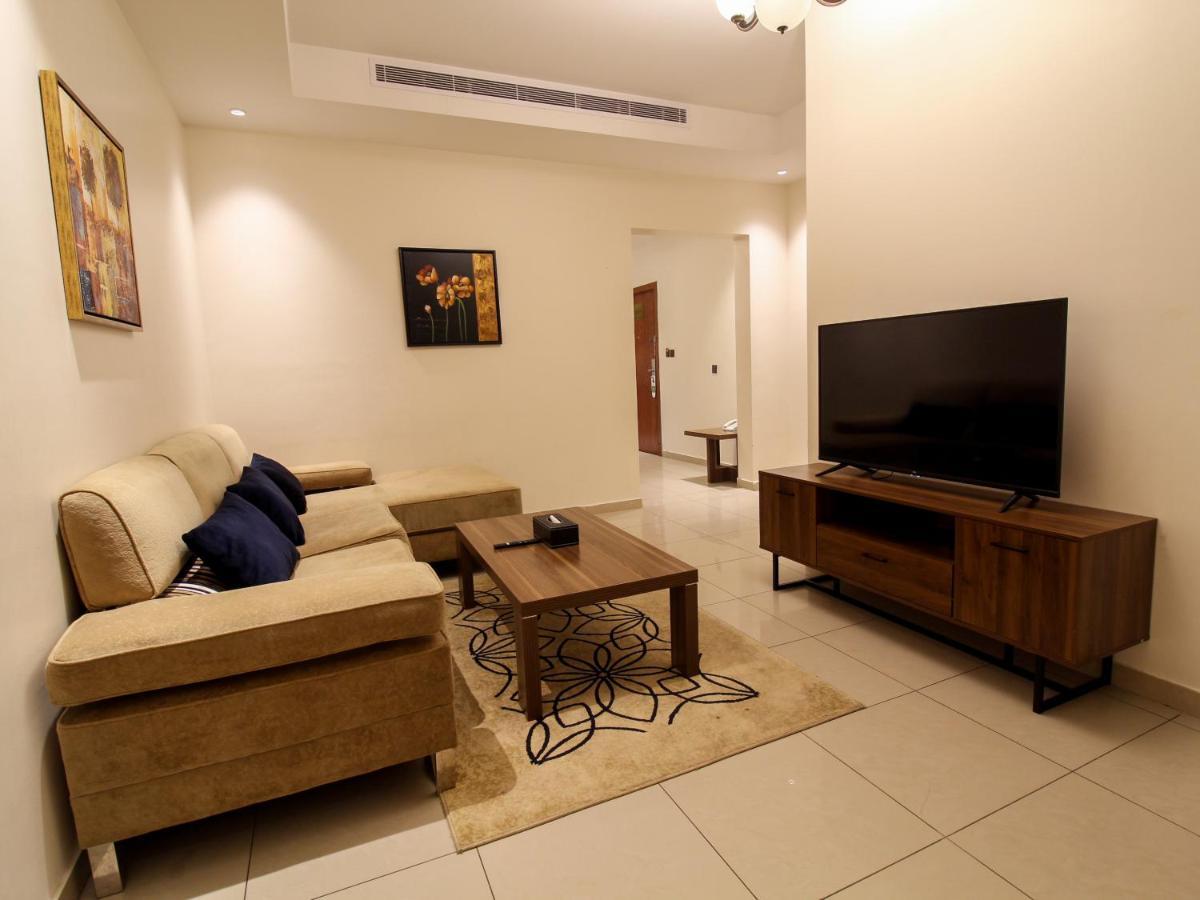 Friesian Hotel Suites Jeddah Exterior photo