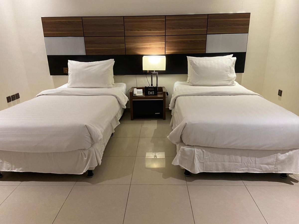Friesian Hotel Suites Jeddah Exterior photo