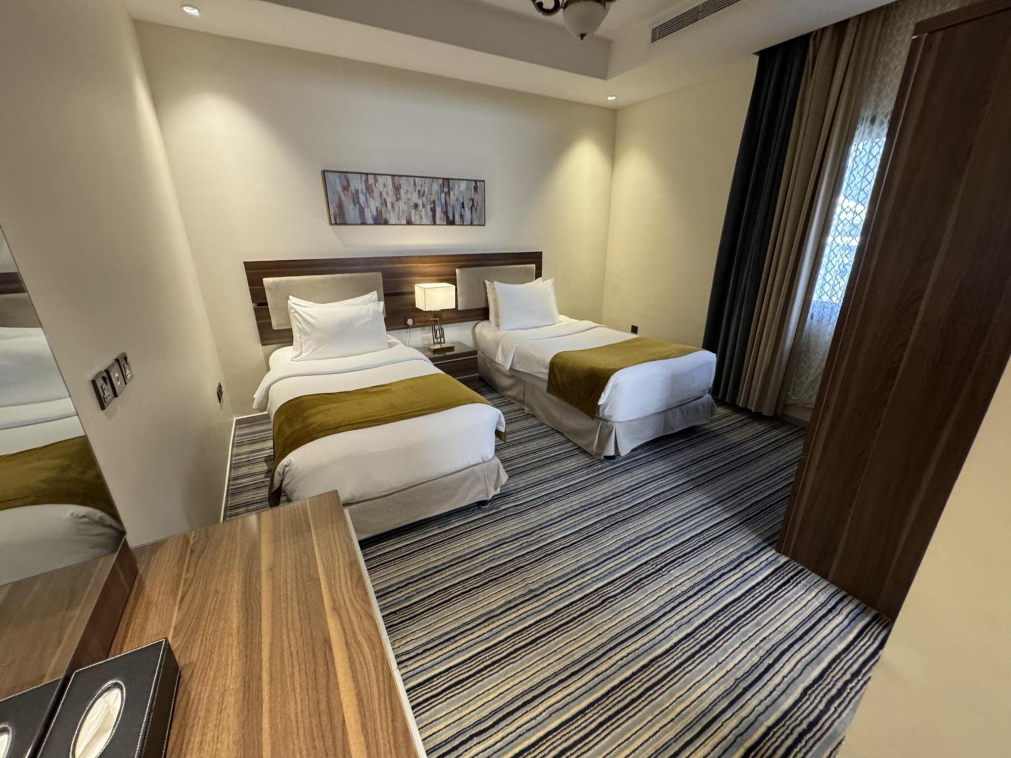 Friesian Hotel Suites Jeddah Exterior photo