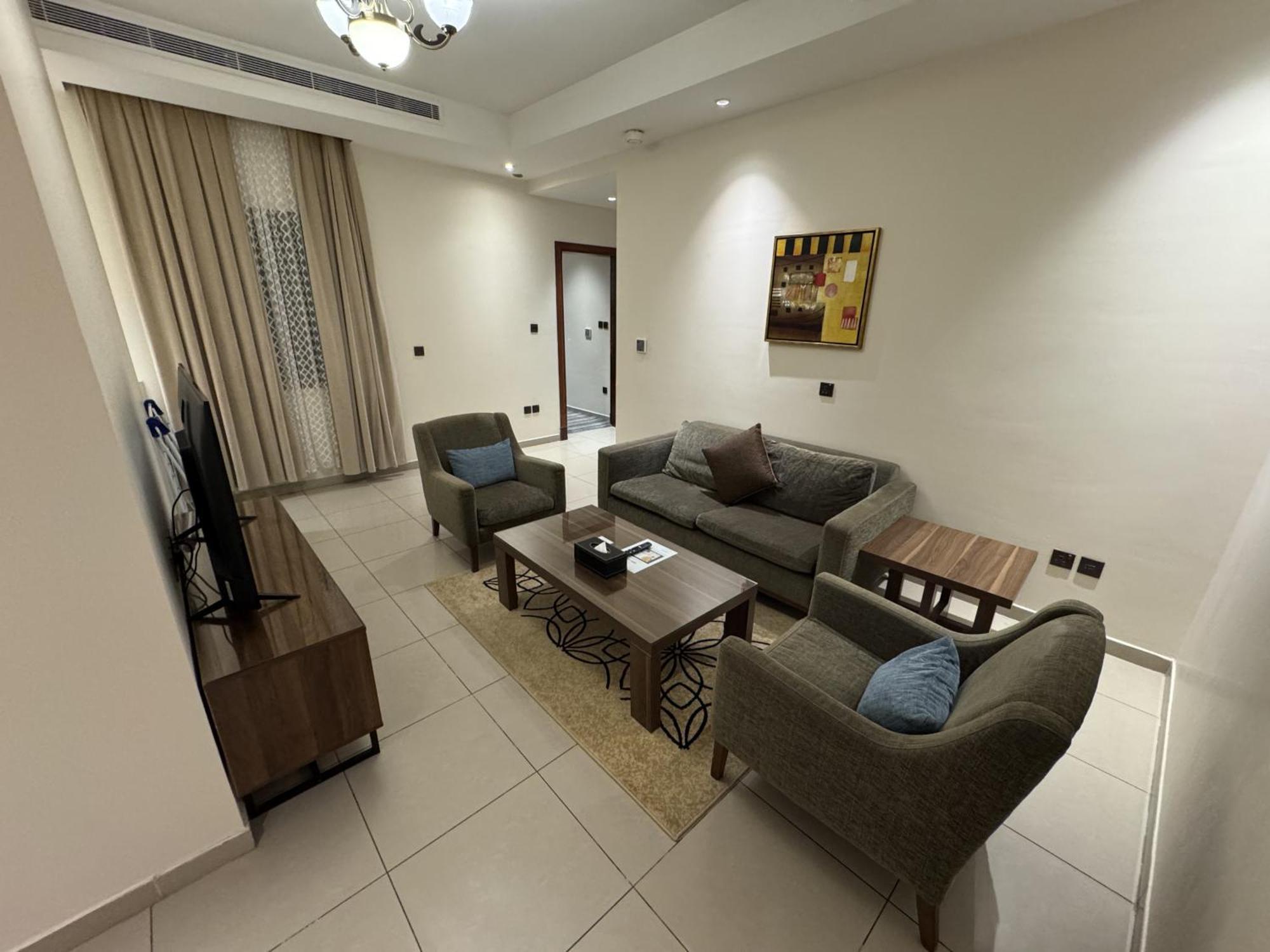 Friesian Hotel Suites Jeddah Exterior photo