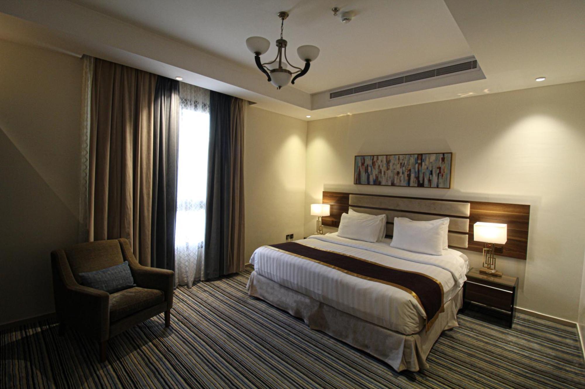 Friesian Hotel Suites Jeddah Exterior photo