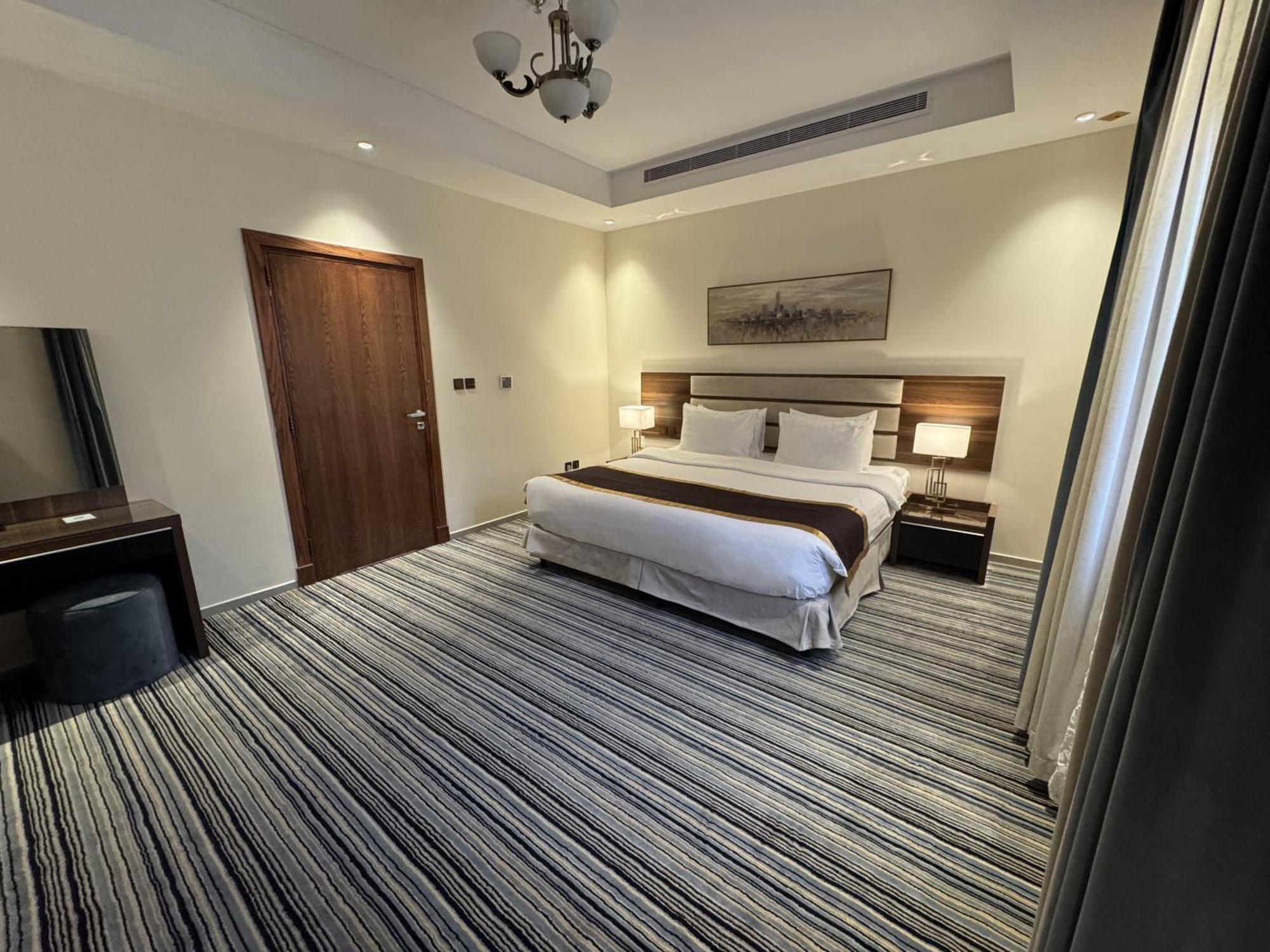Friesian Hotel Suites Jeddah Exterior photo